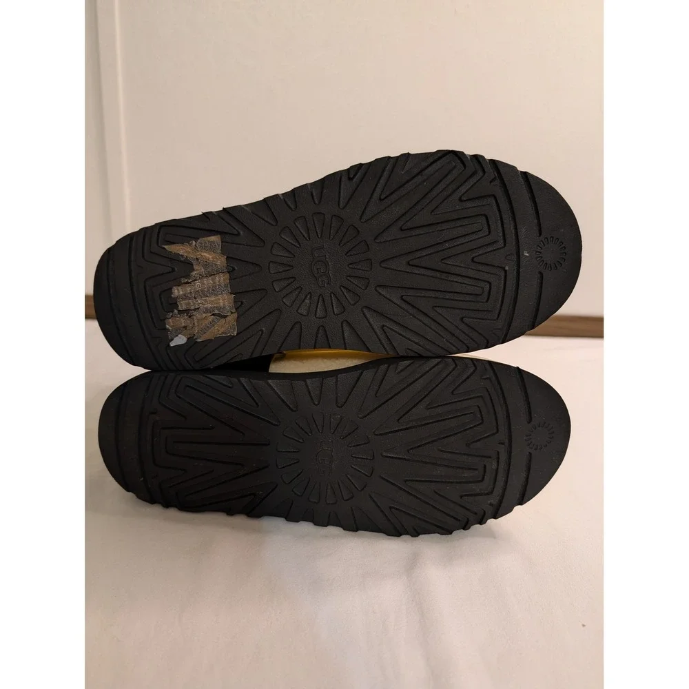 UGG Classic Clear Mini Sherpa Lined Black Waterproof Ankle Boots  Womens 7